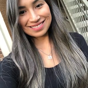 Meet your Posher, Briana